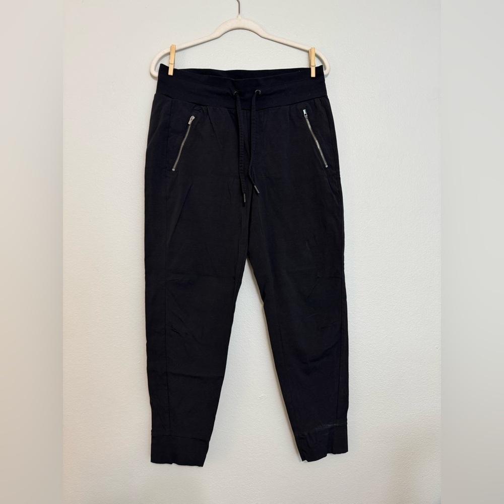 Athleta Trekkie North Jogger in Black - Picture 3 of 6